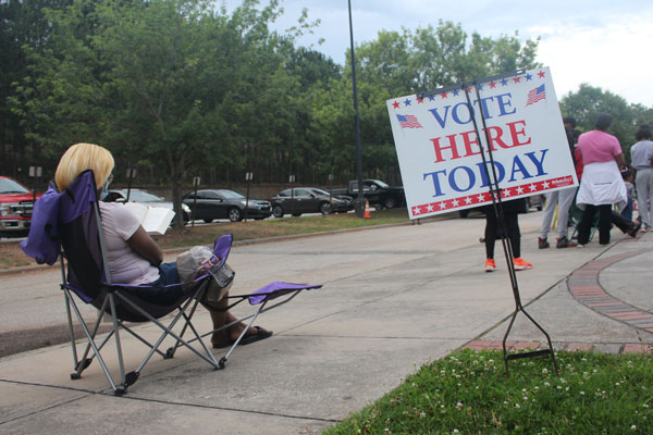  Buscan trabajadores electorales