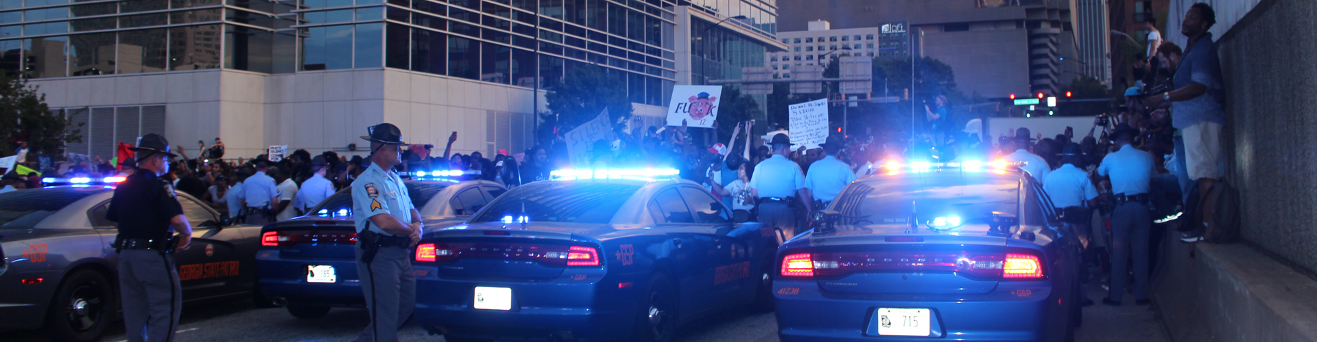  Manifestantes contra brutalidad policial se toman calles de de Atlanta