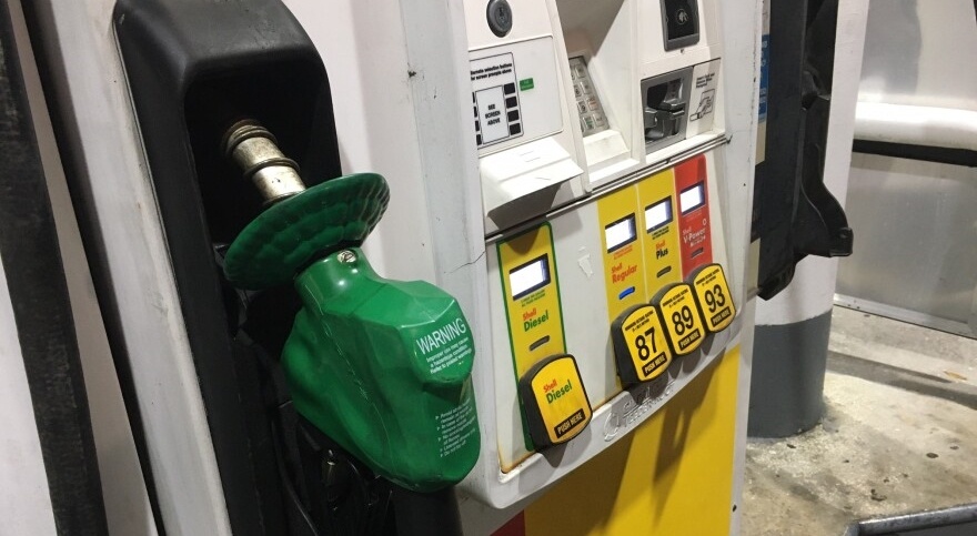  Precio de la gasolina aumentó esta semana en Georgia