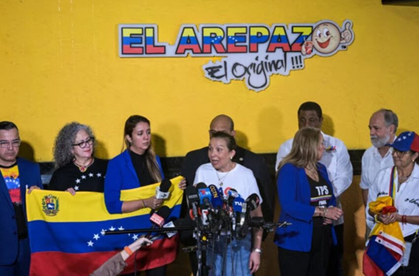  “Más allá de la traición”. Venezolanos en Florida están enojados por política migratoria de Trump